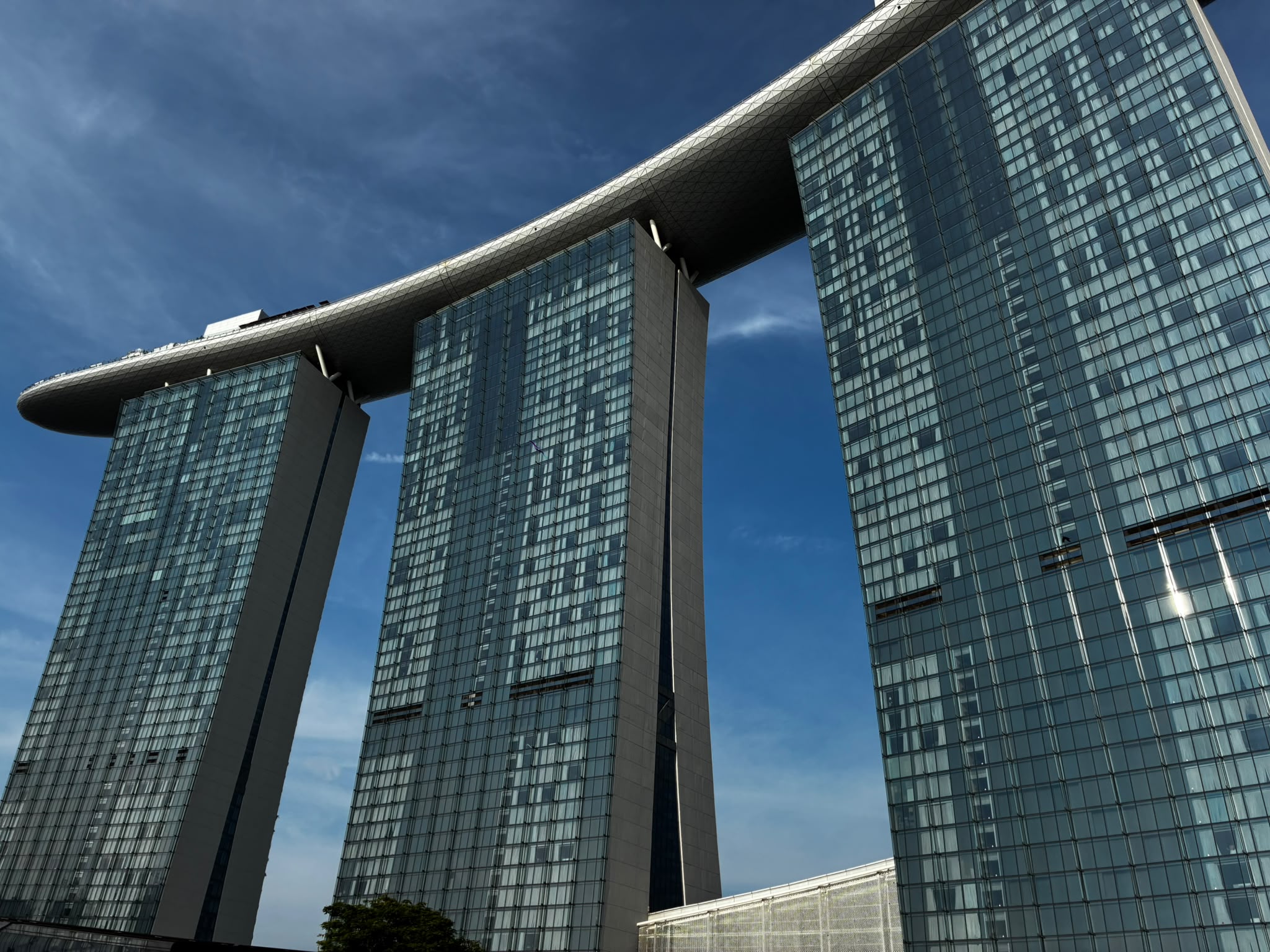 Marina Bay Sands architecture photographed by Low Cheng Jun